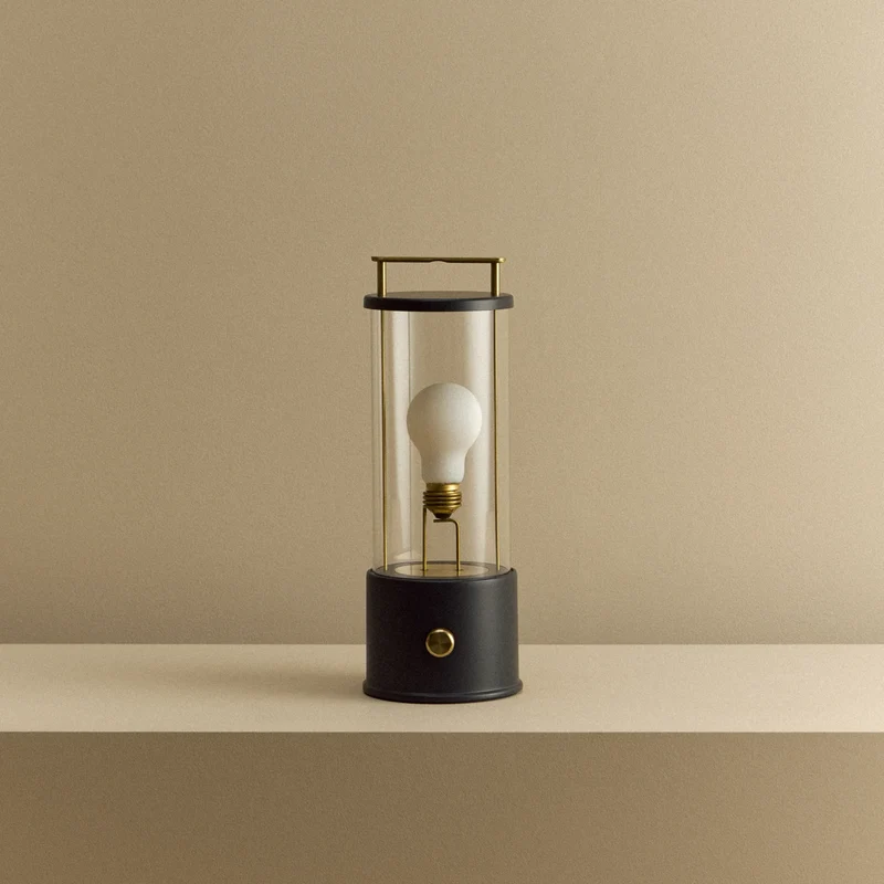 The Muse 1.0 Portable Lamp in Hackles Black