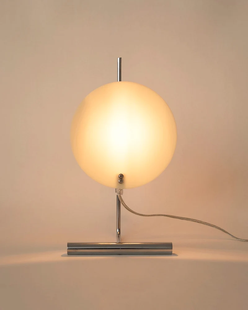 Vintage Habitat Table Lamp with Rotating Disc Shade on Chrome Stem, c. 1990