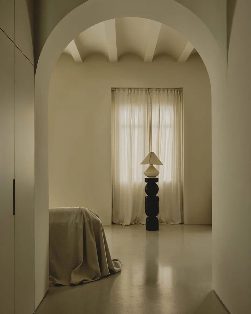 Bone Ceramic Large Table Lamp