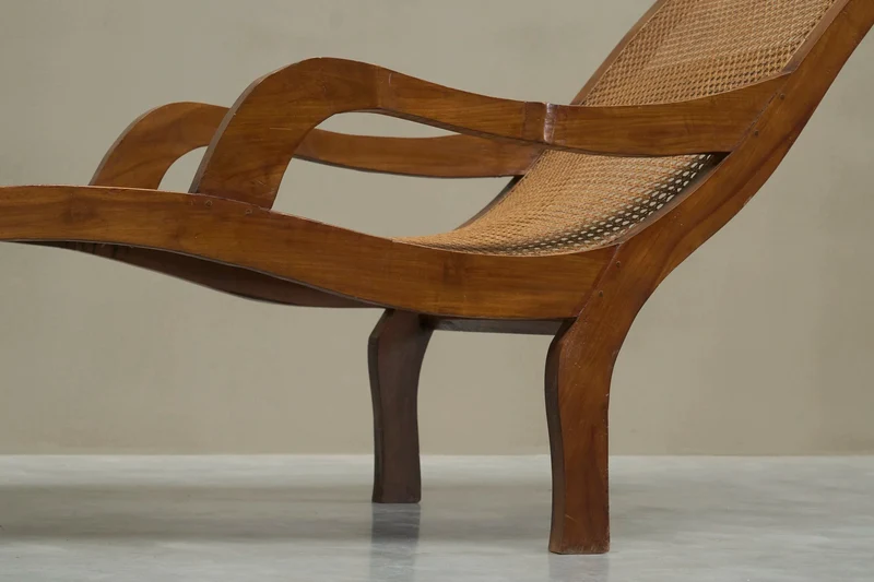 Sculptural Colonial Chaise Longue in Wood and Hand-Woven Cane, 1920s