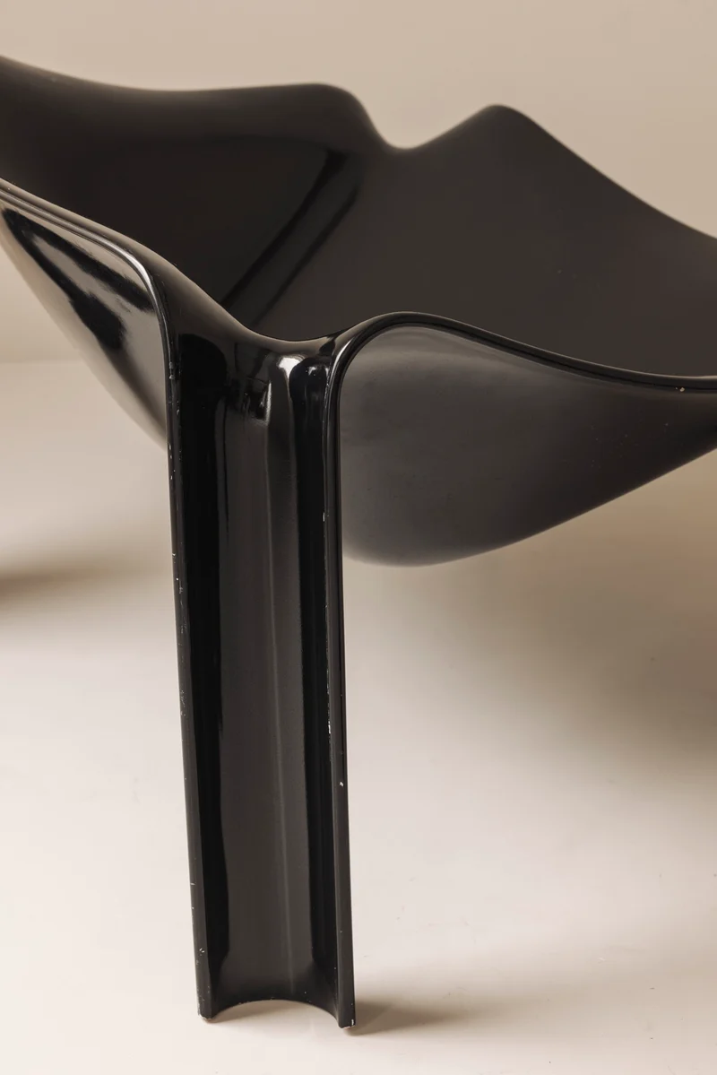 First edition F300 lounge chairs by Pierre Paulin for Artifort, France 1964.