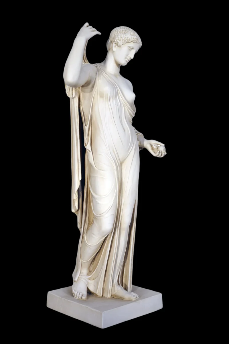 Statue Vénus Genitrix (musée du Louvre) - grande sculpture en marbre blanc