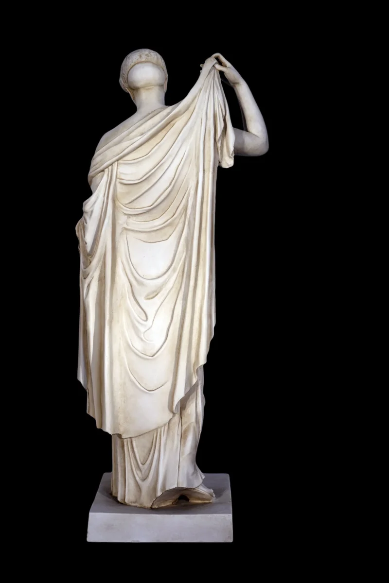 Statue Vénus Genitrix (musée du Louvre) - grande sculpture en marbre blanc