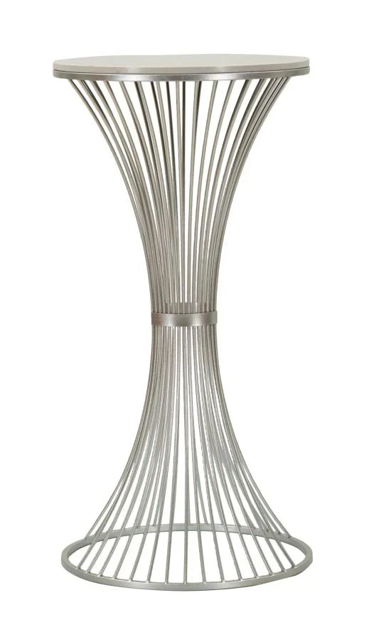 Table d'appoint ronde en marbre artificiel avec base en métal – Funnel Accent Design