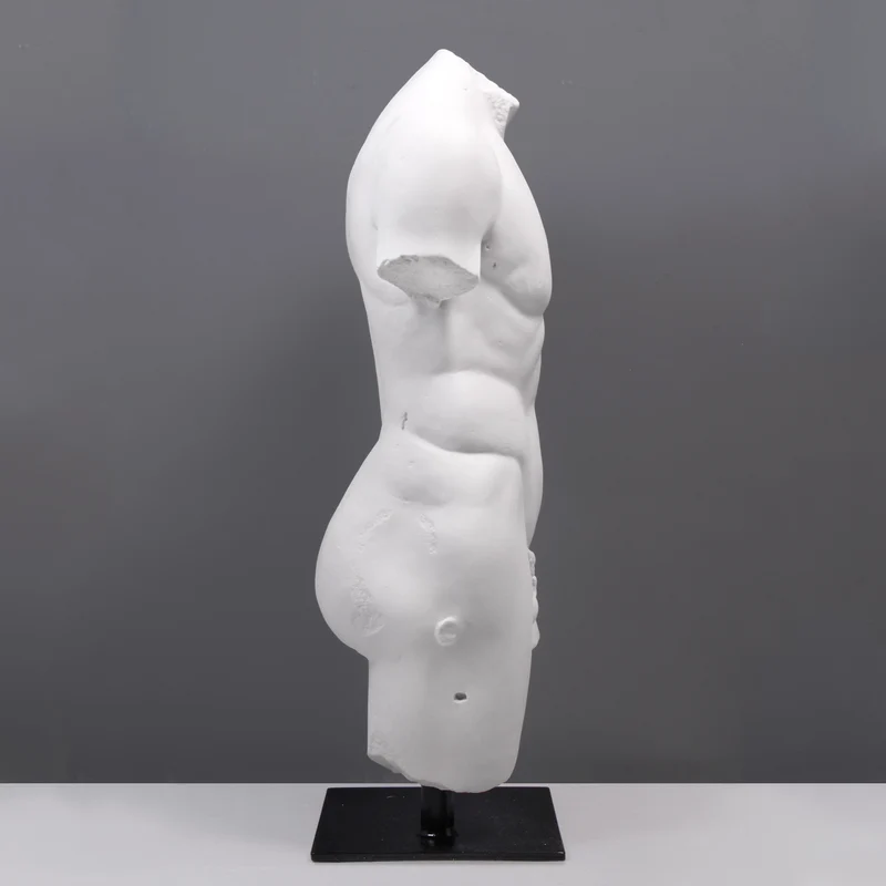 Torse de mâle - grande sculpture en marbre blanc