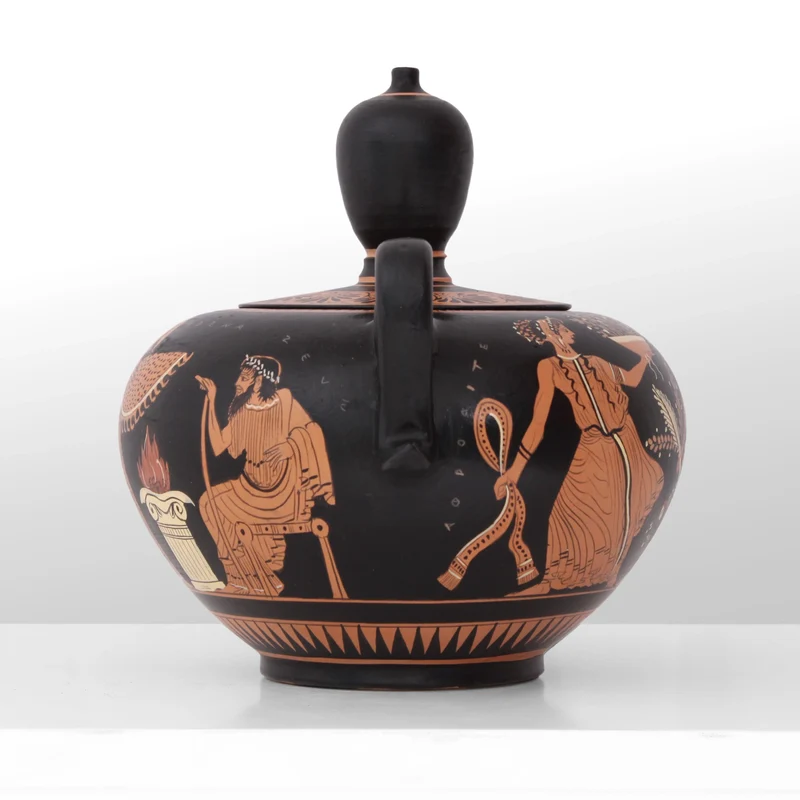 Vase avec des divinités de la mythologie grecque à figures rouges