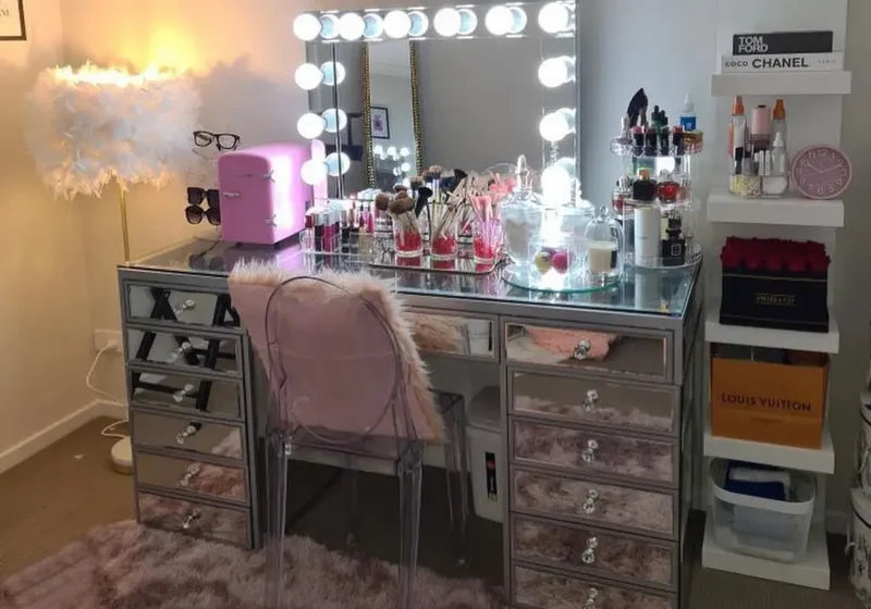 Coiffeuse en miroir design - Spot