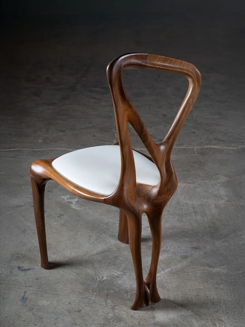 Gazelle Chair in Walnut Wood