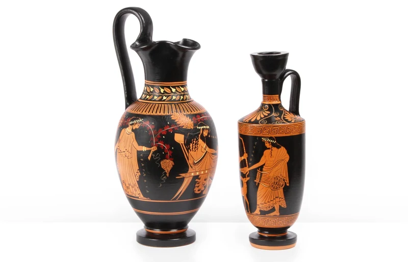 Vase grec avec Dionysos à figures rouges