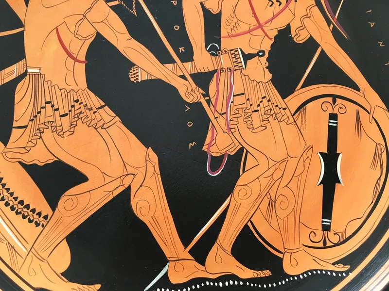 Assiette grecque avec Achille et Patrocle à figures rouges