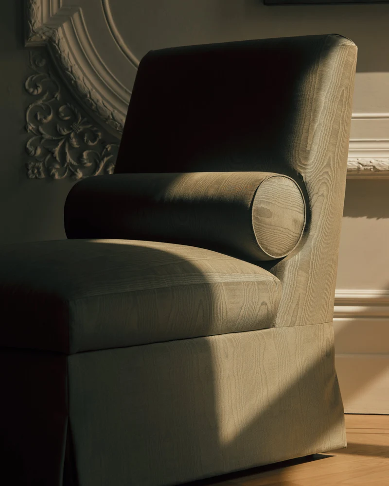 Francis Slipper Chair