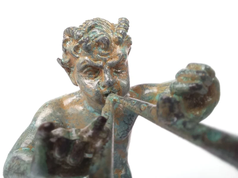 Statuette Satyre - bronze vert