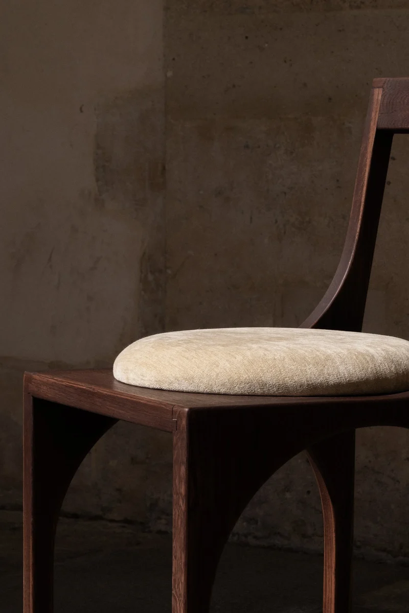 Calyx Chair