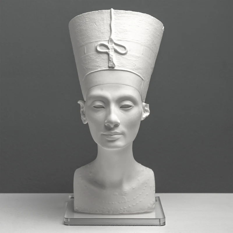 Buste de Néfertiti – Statue Blanche (Musée Égyptien de Berlin)
