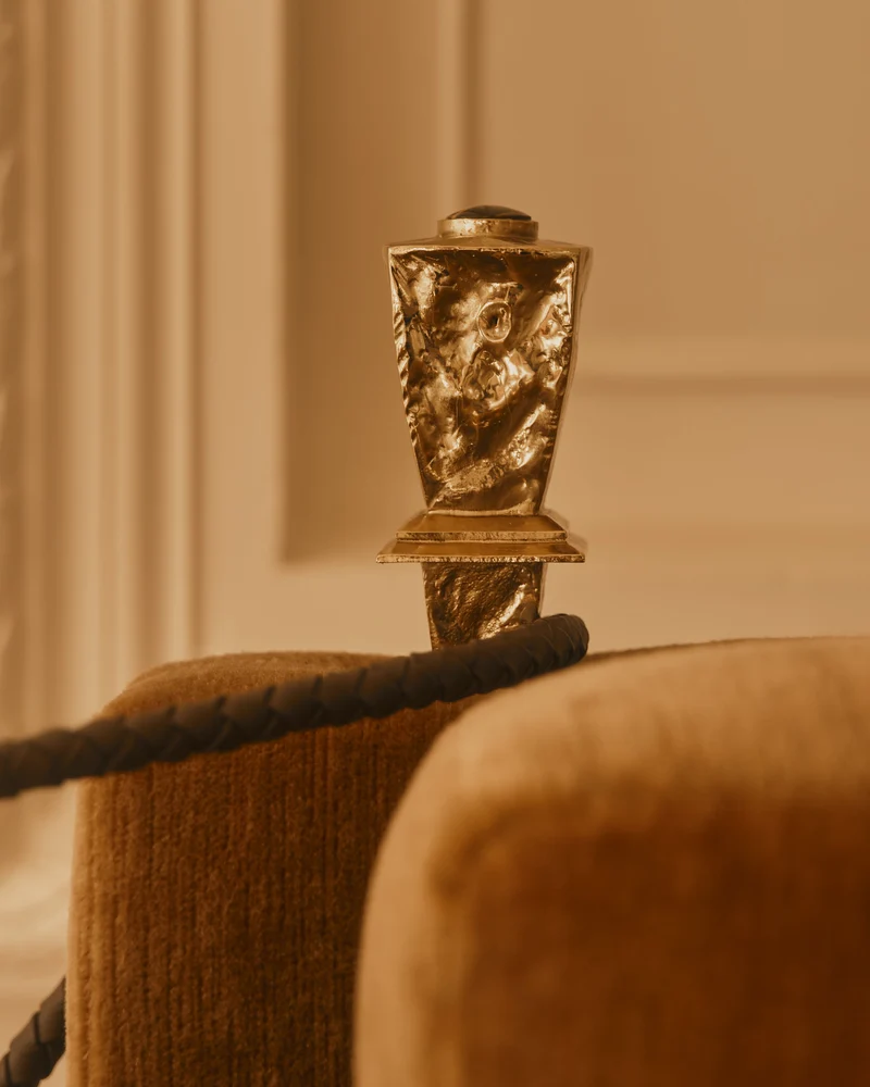 Adler Sofa