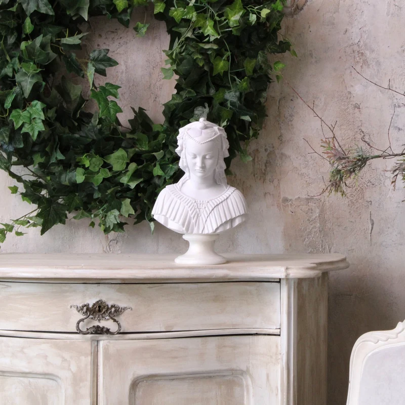 Buste de jeune fille voilée (dame voilée comme Madonna di Lippi) - sculpture en marbre