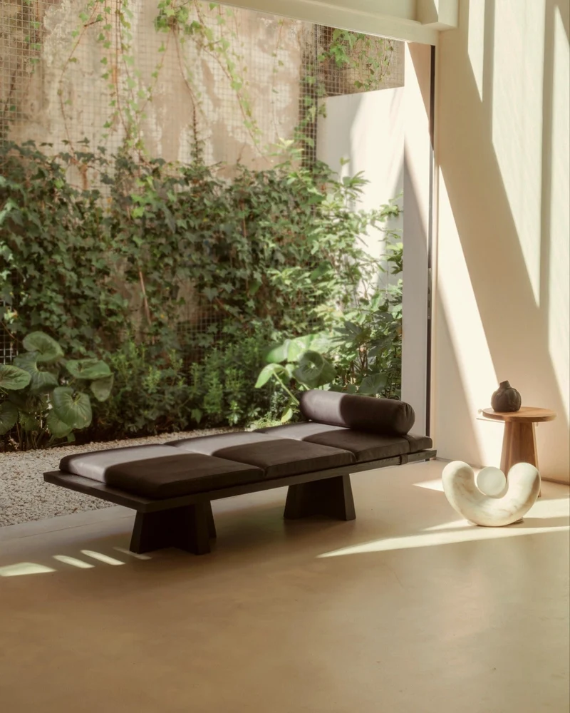 Contemporary Daybed/ bench in wood - Collection