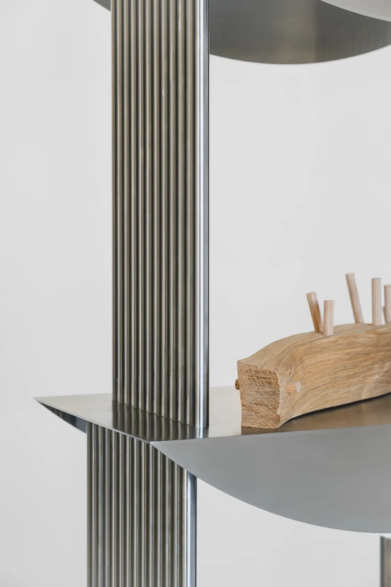 Etagère in Stainless Steel