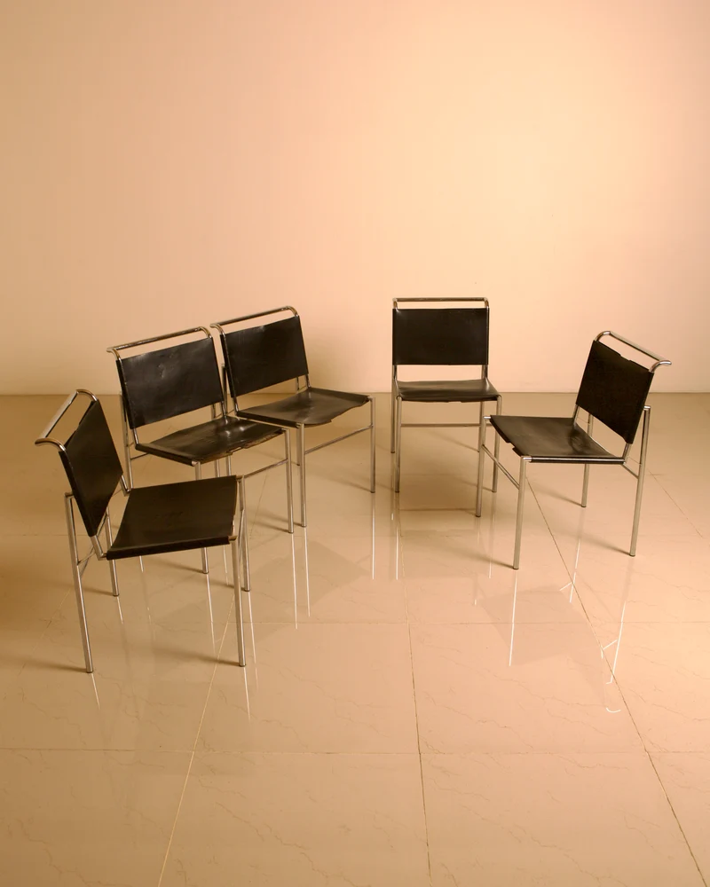 Set of 5 "Roquebrune" chairs in black leather by Eileen Gray 60's