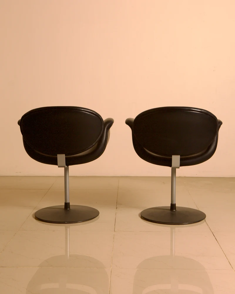 Set of 4 "Little Tulip" black armchairs by Pierre Paulin for Artifort 80s