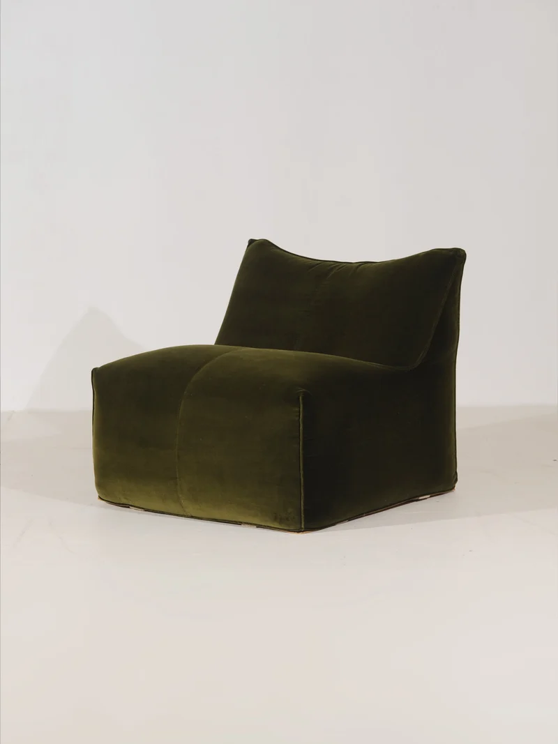 Le Bambole Chair by Mario Bellini for B&B Italia in emerald green velvet, Italy 1971