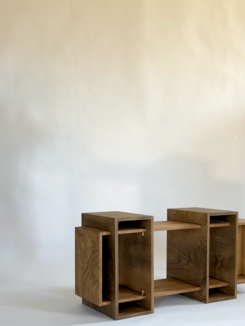 SOLIDO Console Table