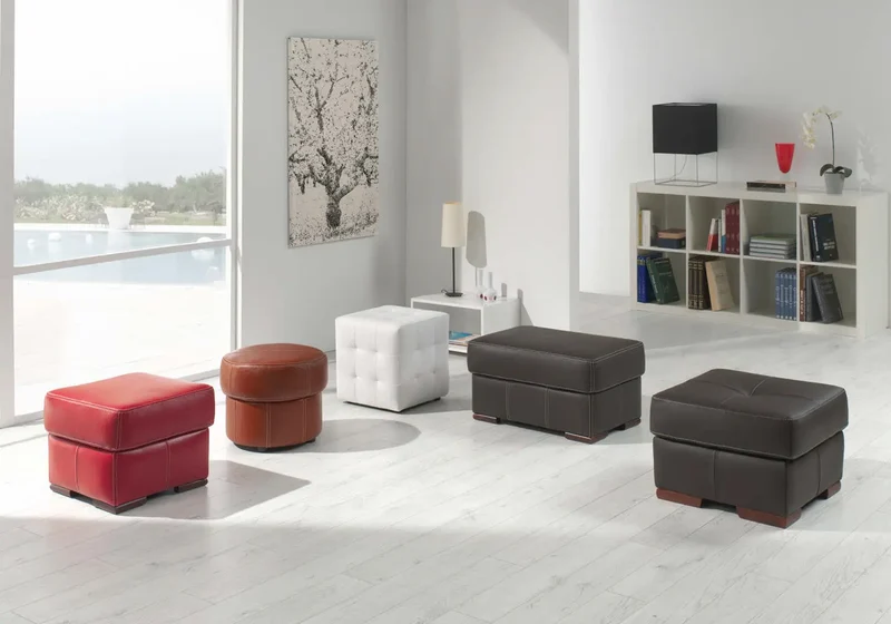 Pouf repose-pied rectangulaire en cuir marron - Stan