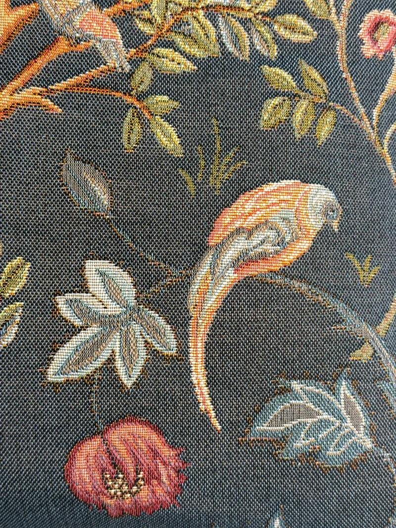 Coussin Bleu – Arbre avec Oiseaux (Tissage Jacquard)