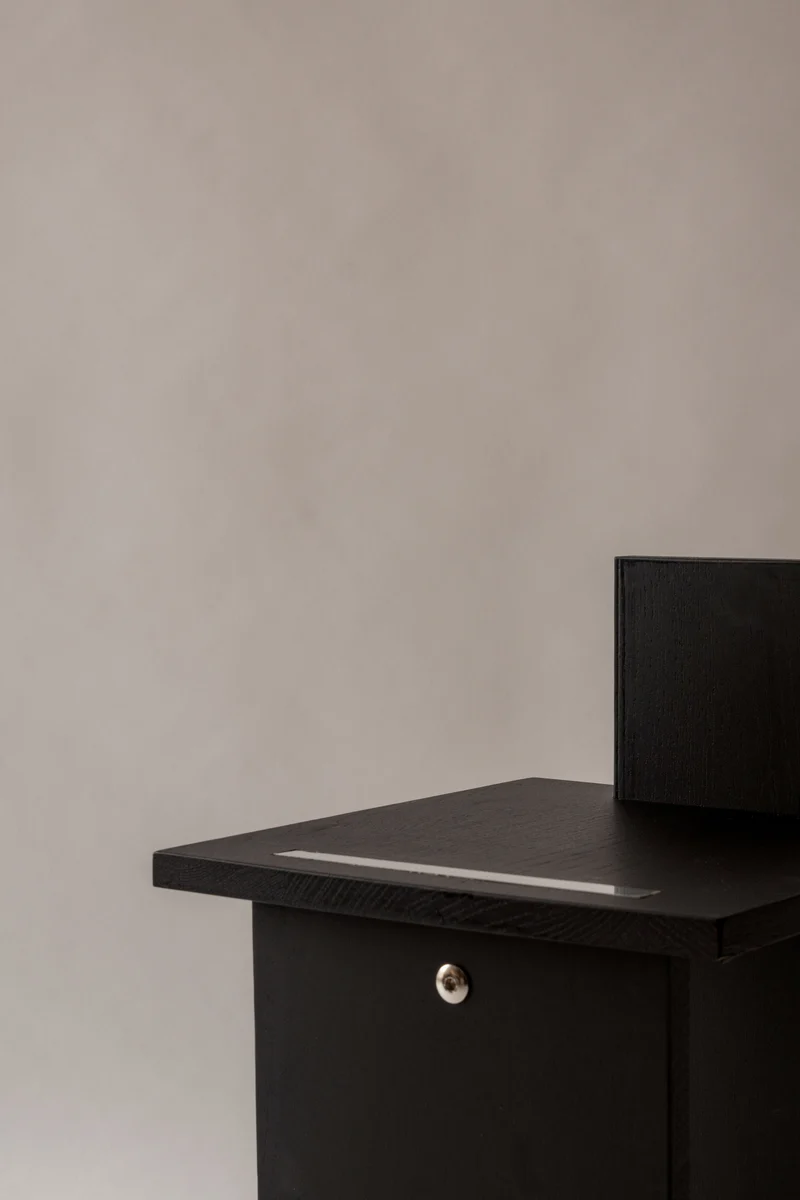 The Memory Stool - Chair in Wood and Metal