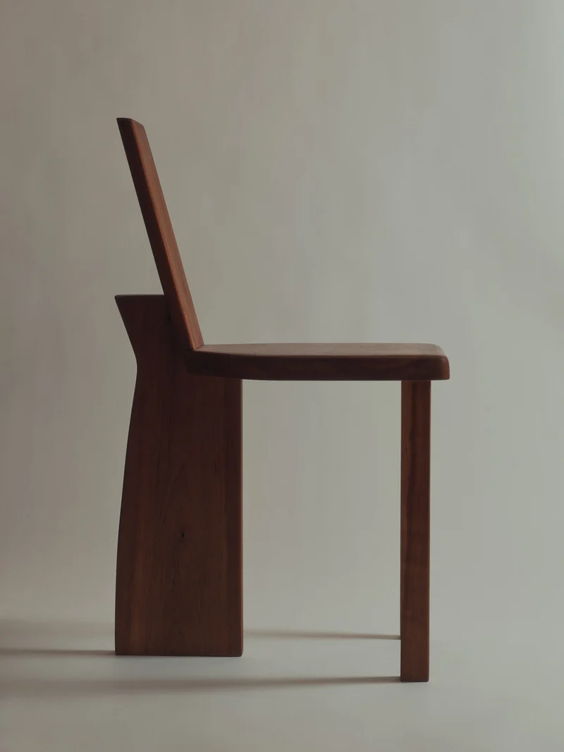 Tripod Chair