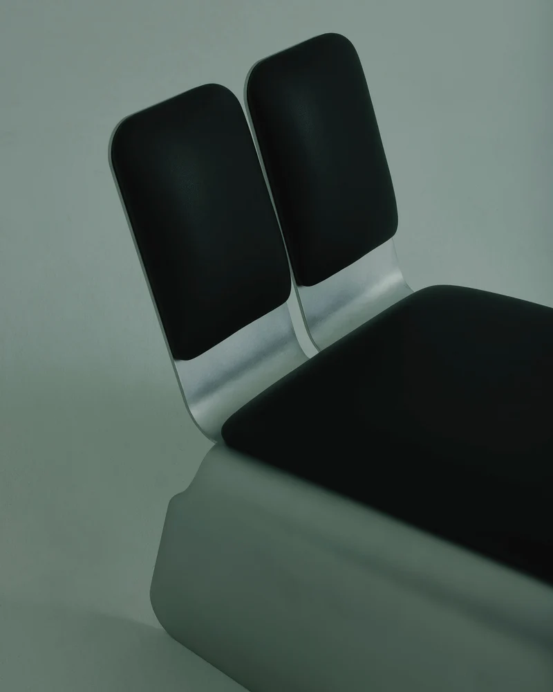 Rounded Edges Lounge Chair