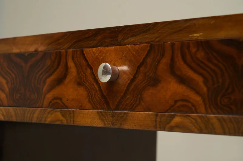 Art Deco Desk in Bookmatched Walnut Veneer 1930s