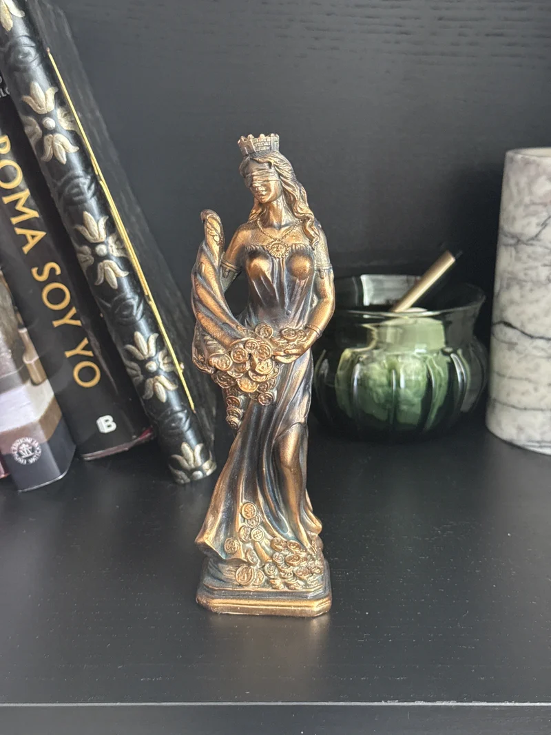 Sculpture de Fortuna – Déesse de la Chance et de la Richesse (Petite, Laiton Patiné Noir)