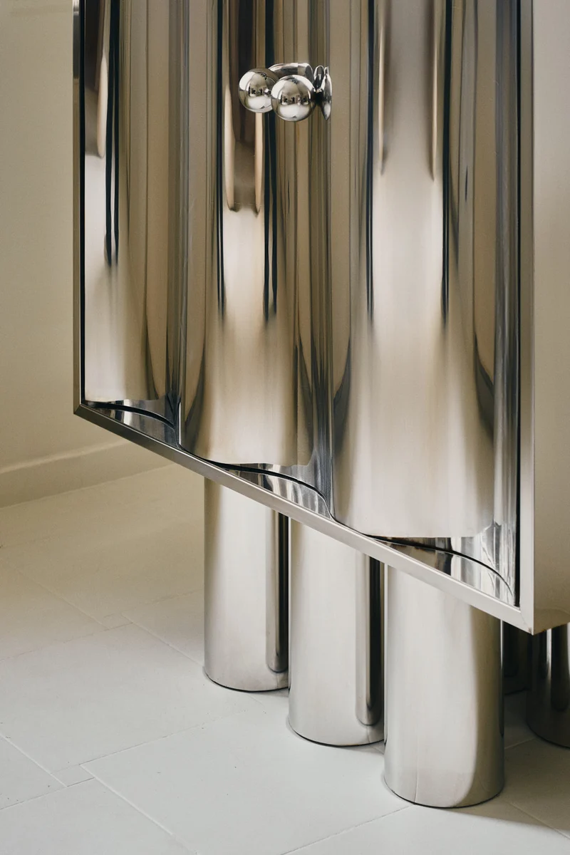 MOTION COMMODE NO2