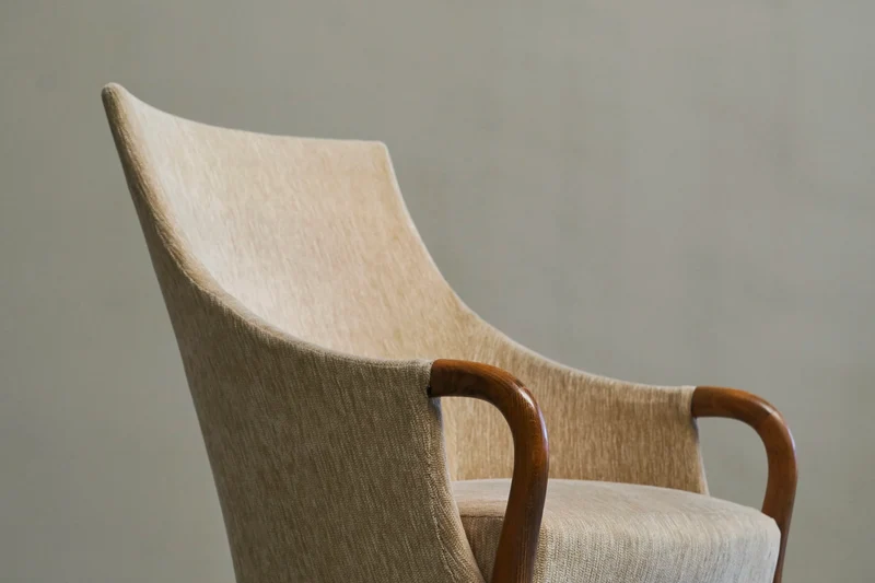 Very Elegant Mid-Century Armchair in Wool and Beech Europe 1950s