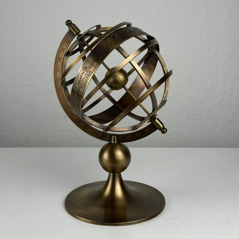 Petite sphère armillaire en laiton (Sculpture en laiton)