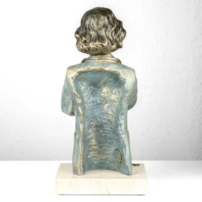 Sculpture Femme Médecin par Anglada sur Base en Marbre