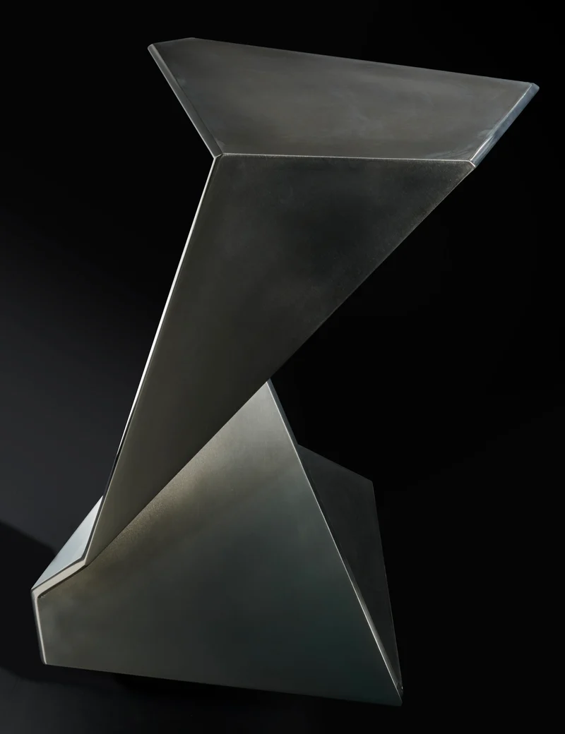 Minimalism Low Table in titanium