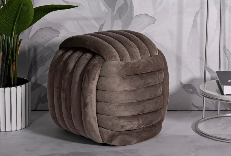 Pouf en velours gris – Siège d'appoint rembourré Sofy