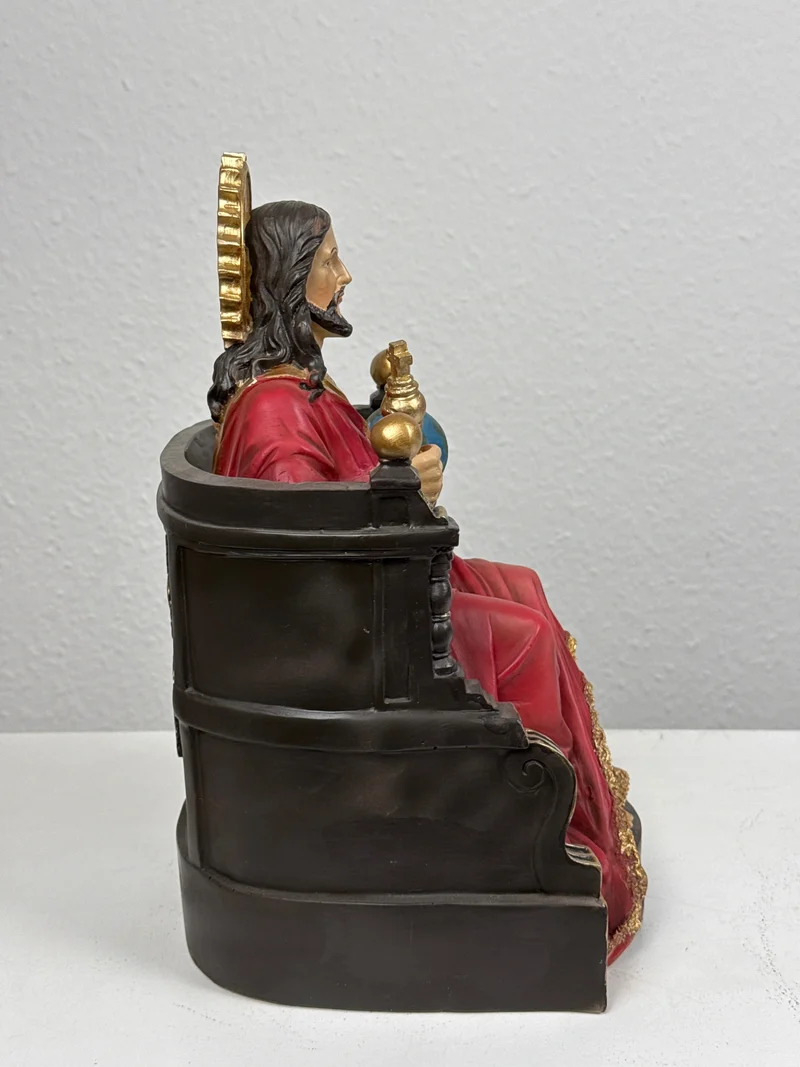 Sculpture Christus Rex – Jésus Seigneur du Ciel et de la Terre