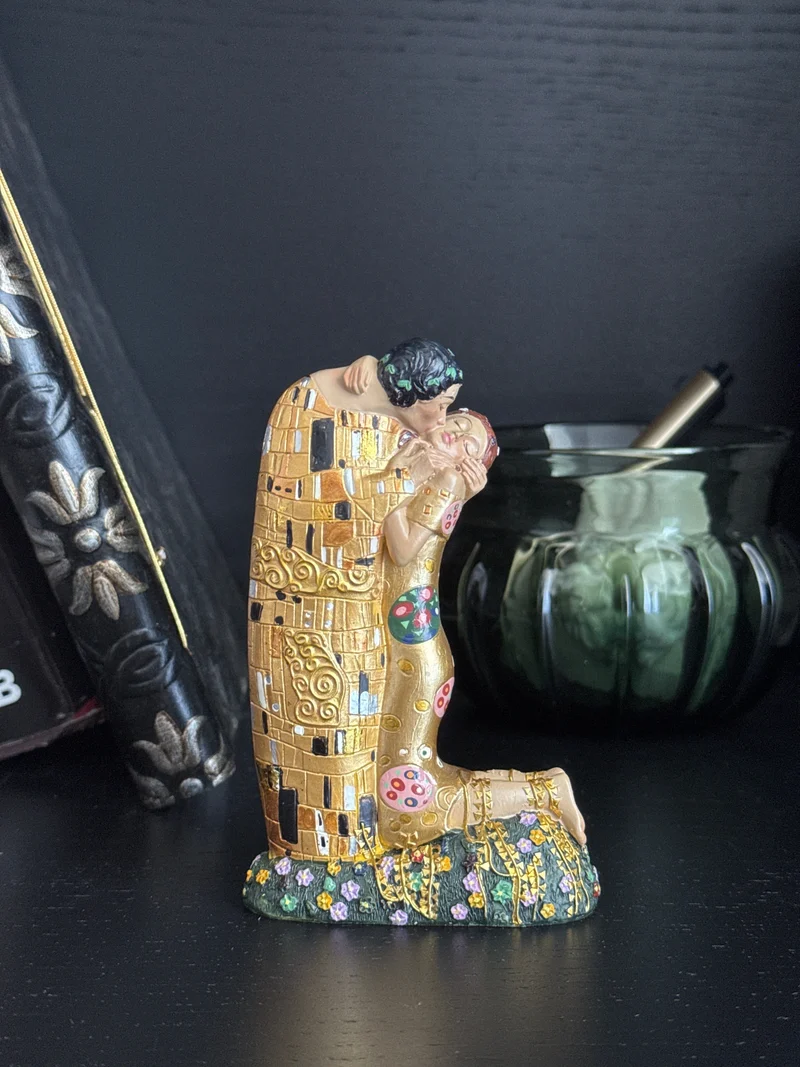 Sculpture de l’Amour – Le Baiser de Klimt (Petite Statue d’Amoureux)