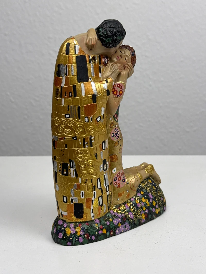 Sculpture de l’Amour – Le Baiser de Klimt (Statue d’Amoureux)