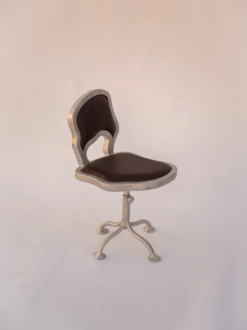 Contemporary Office Chair