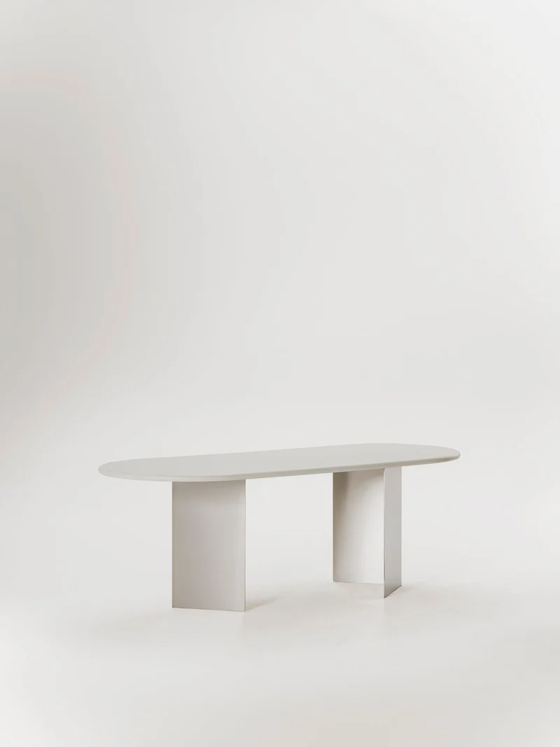Adol dining table