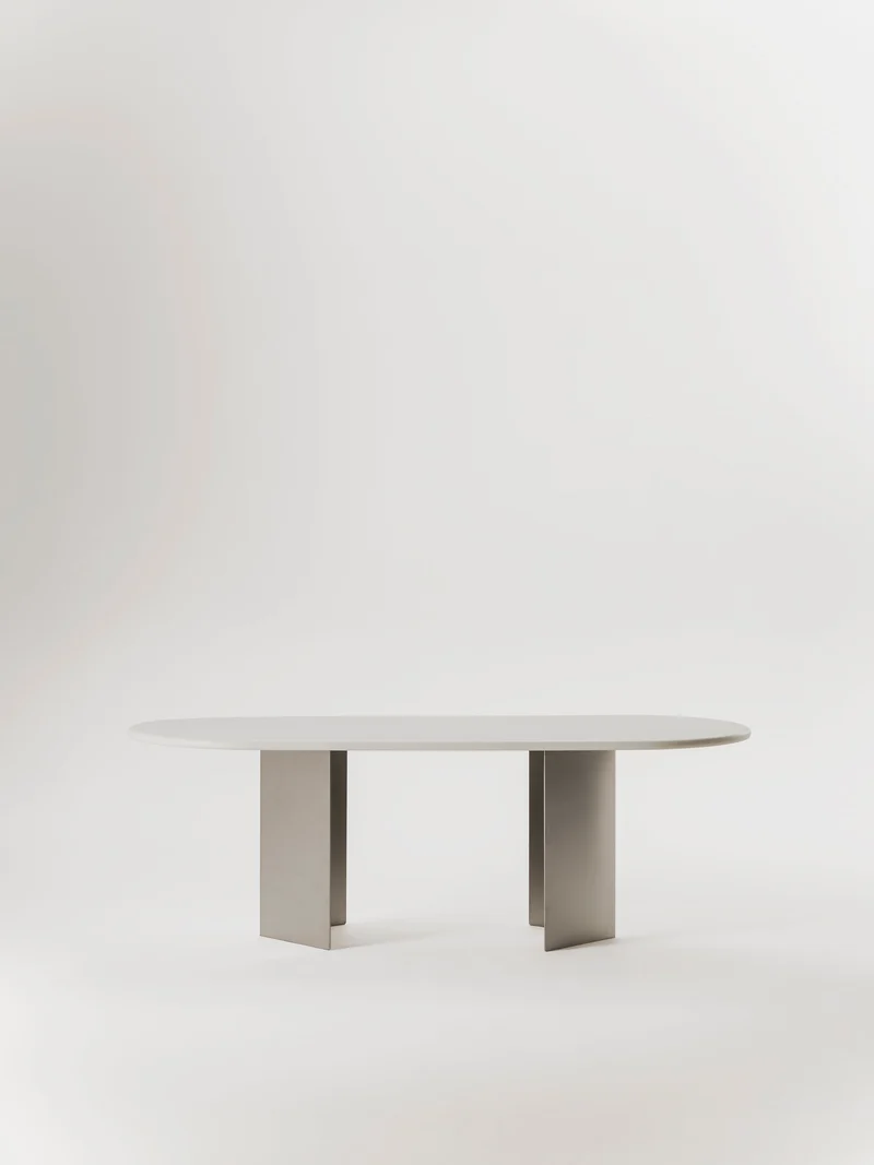 Adol dining table