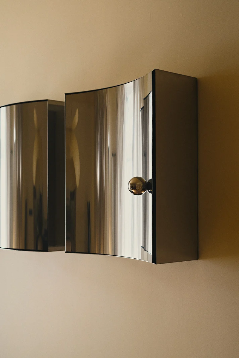 MOTION WALL CABINETS