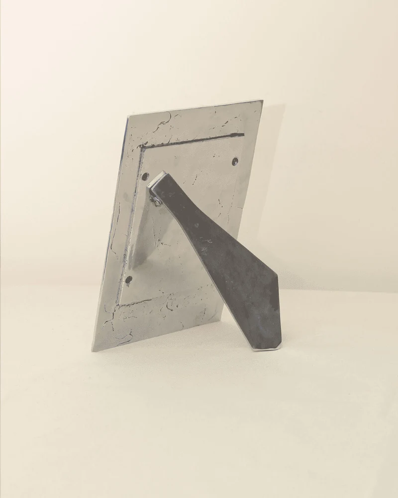 Brutalist Portrait Holder