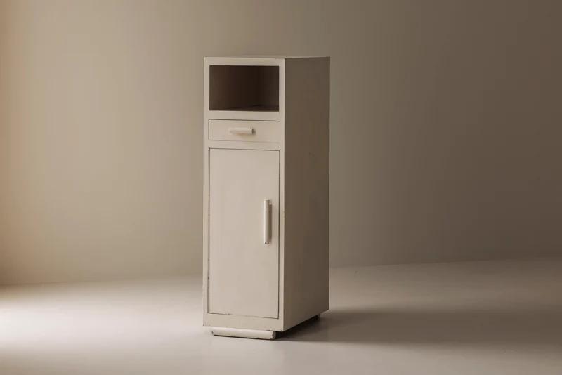 Elegant modernist cabinet from the 1930s.