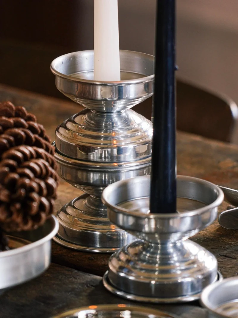 Polished Metal Candle Holders in Polished aluminum