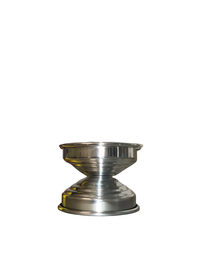 Polished Metal Candle Holders in Polished aluminum